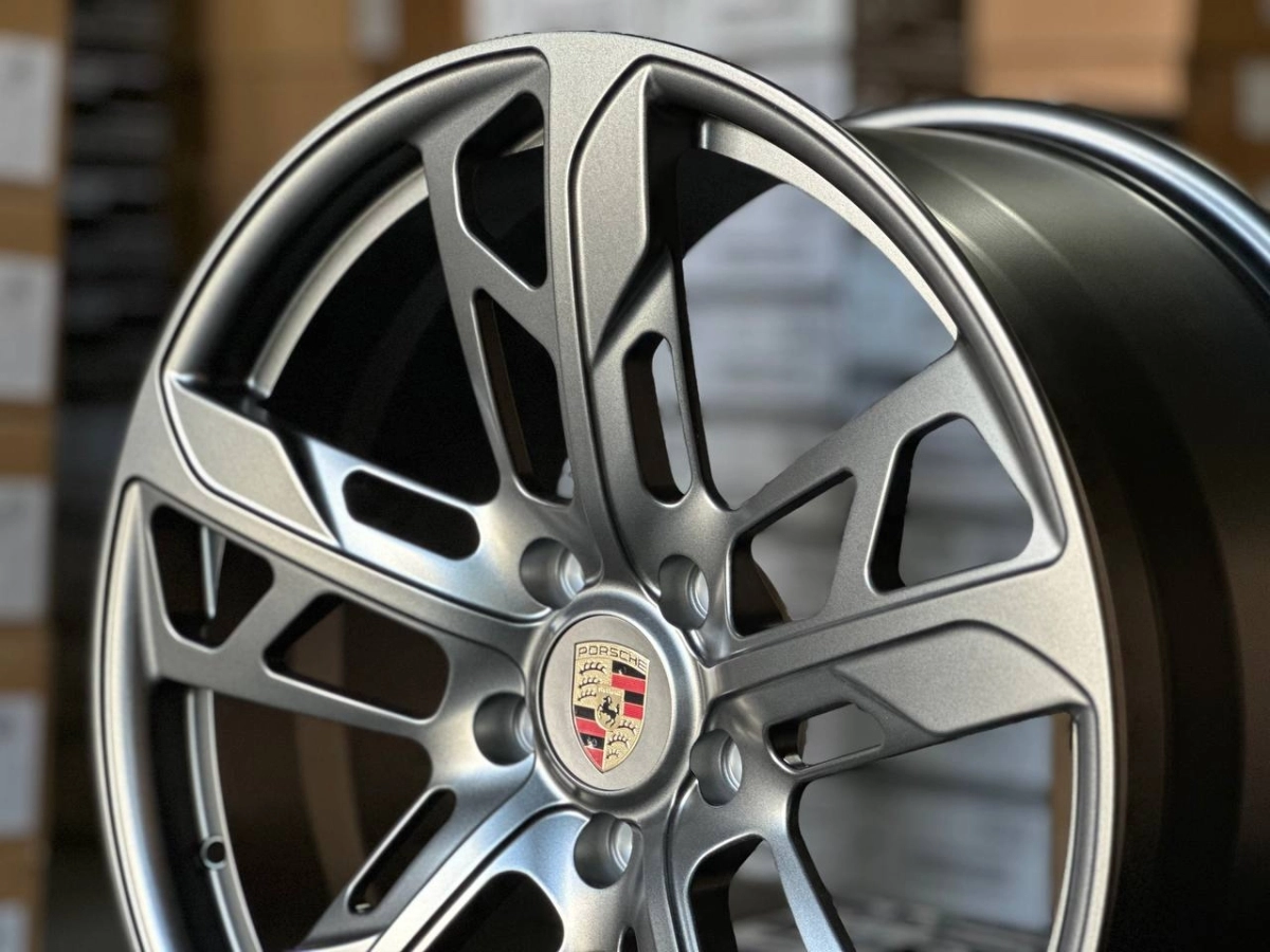 PORSCHE ZRGW1563