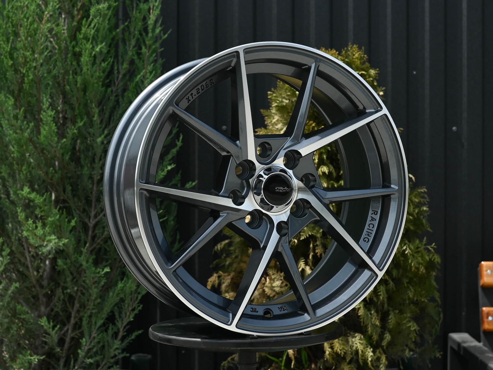 R15 Taigiro 5844 6.5J ET38 4*100/114.3 Графит ФЗ