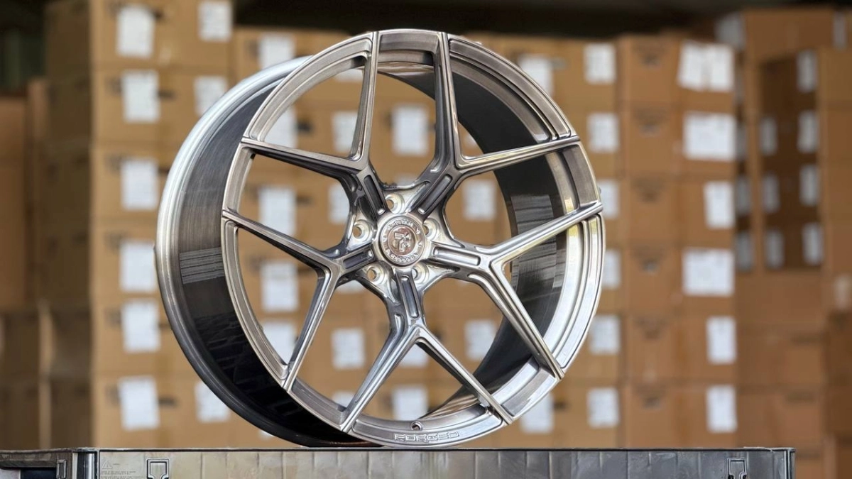 TITAN FORGED BMW NEW X5/X6/X7 YC7104