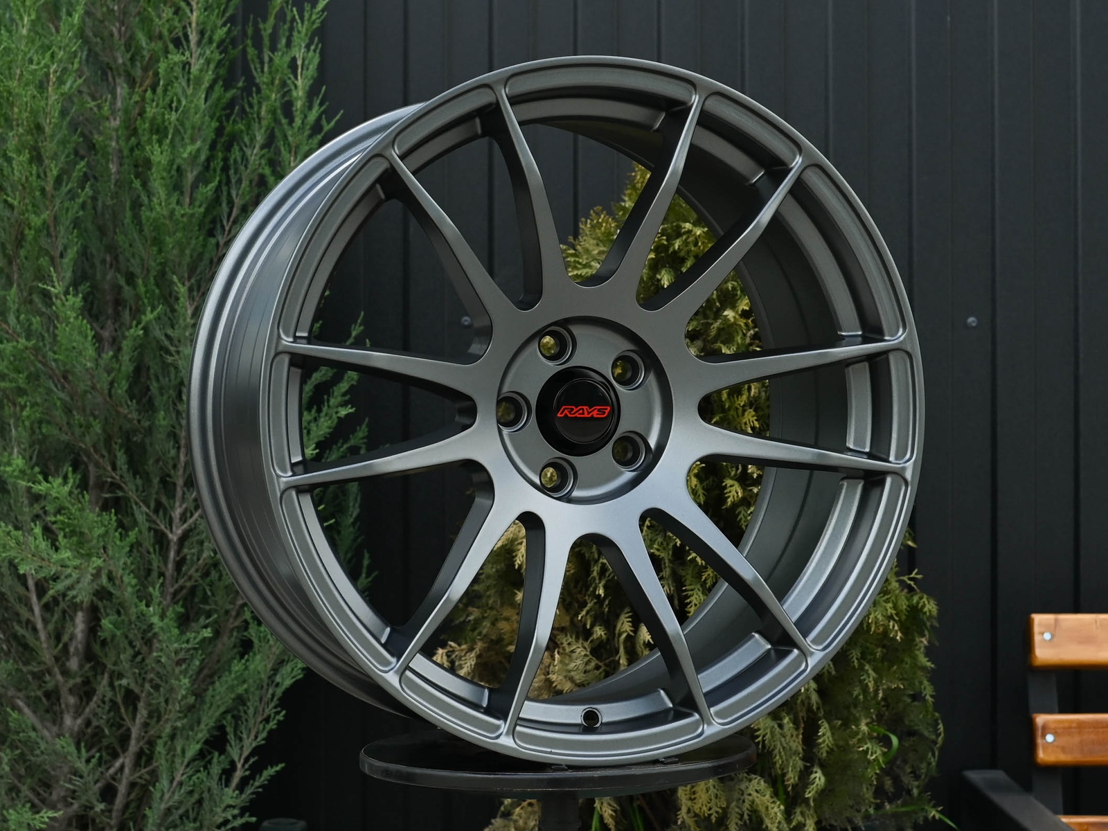 R17 Rays Gram 57Xtreme Стиль 9.0J ET30 5*114.3 Графит