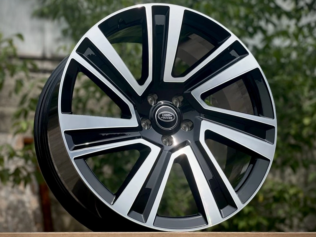 Range Rover 240634