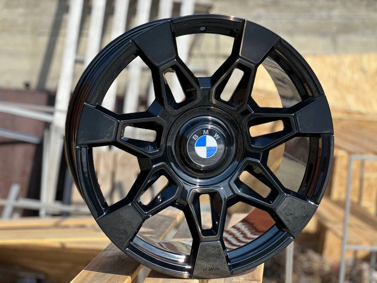 BMW XM 240436