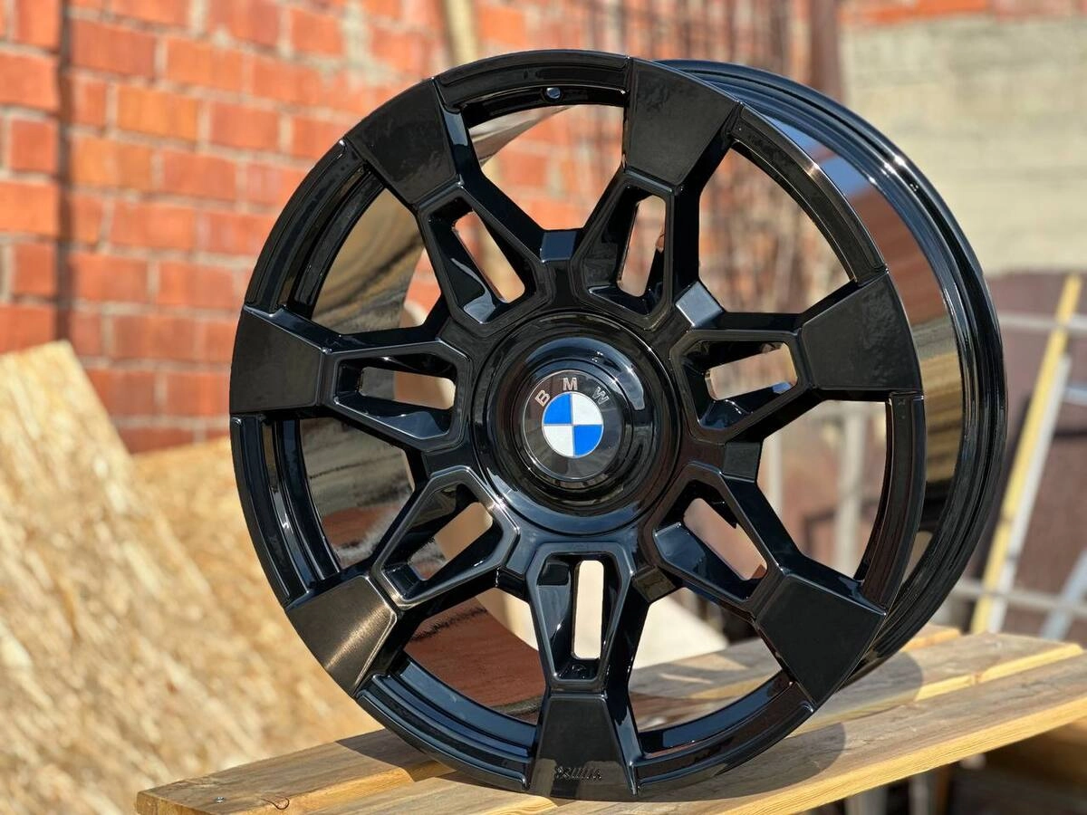 BMW XM 240436