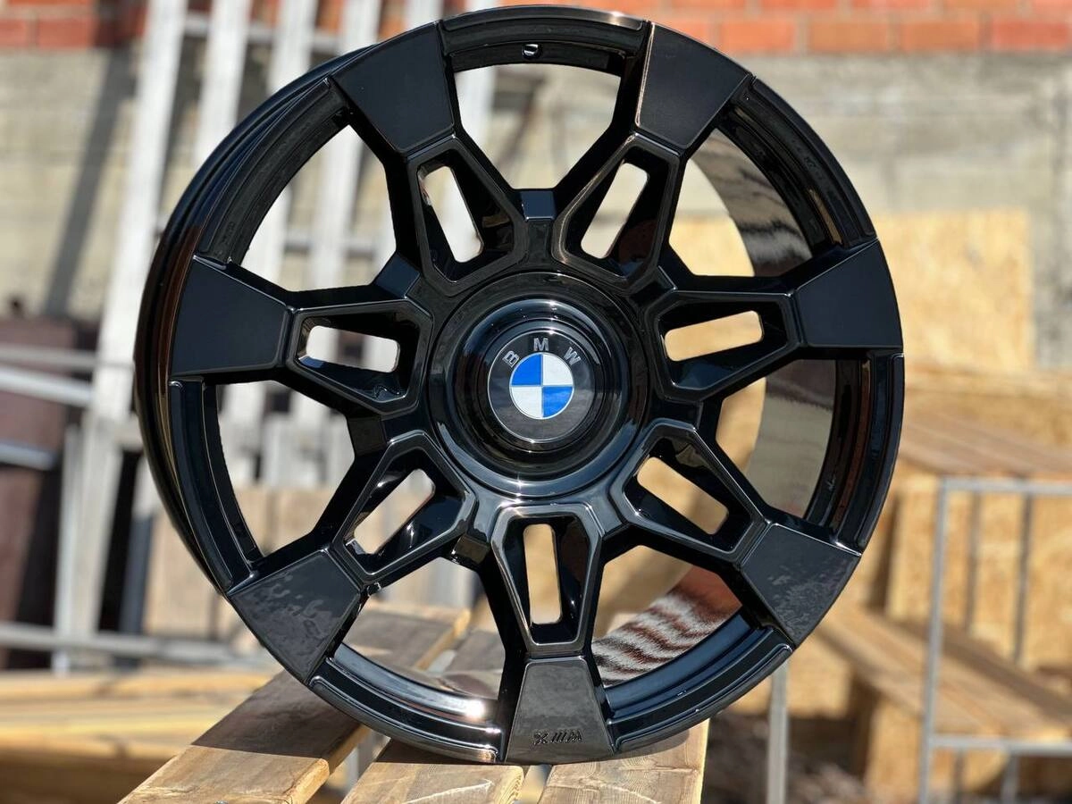 BMW XM 240436