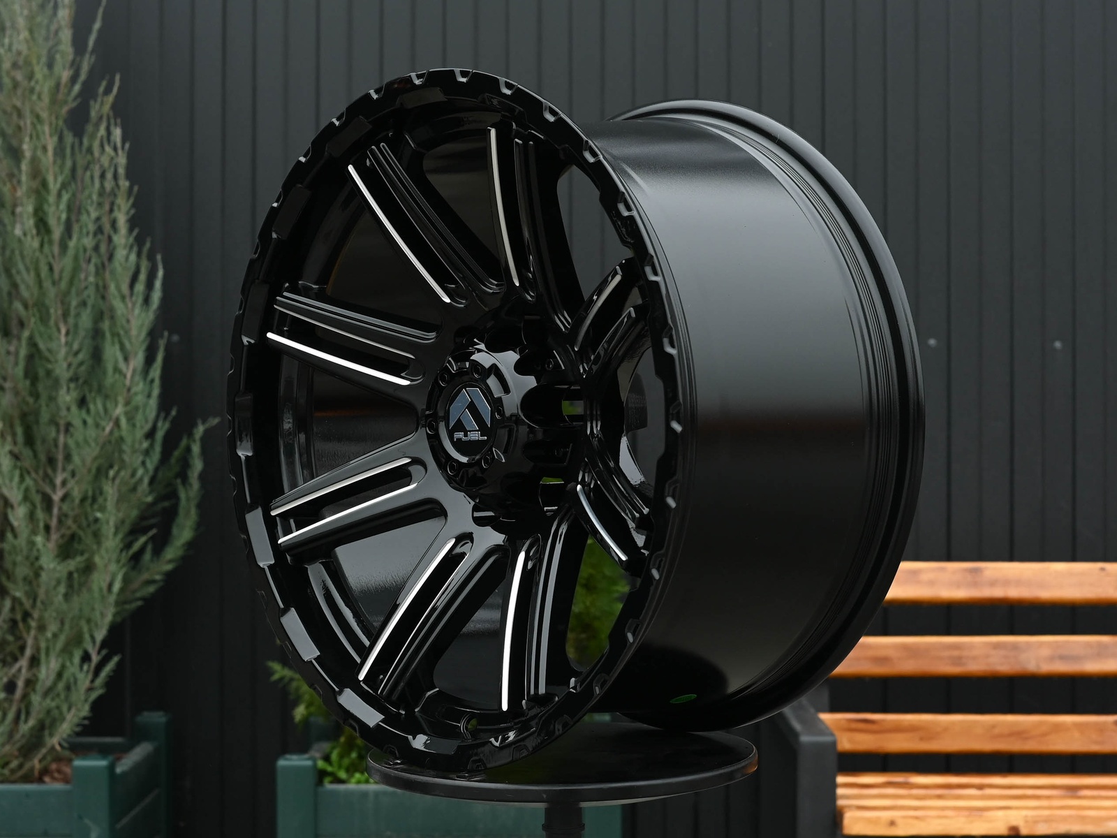 R18 Fuel FBX 5258 Стиль 9.0J ET12 6*139.7 Черный ФЗ