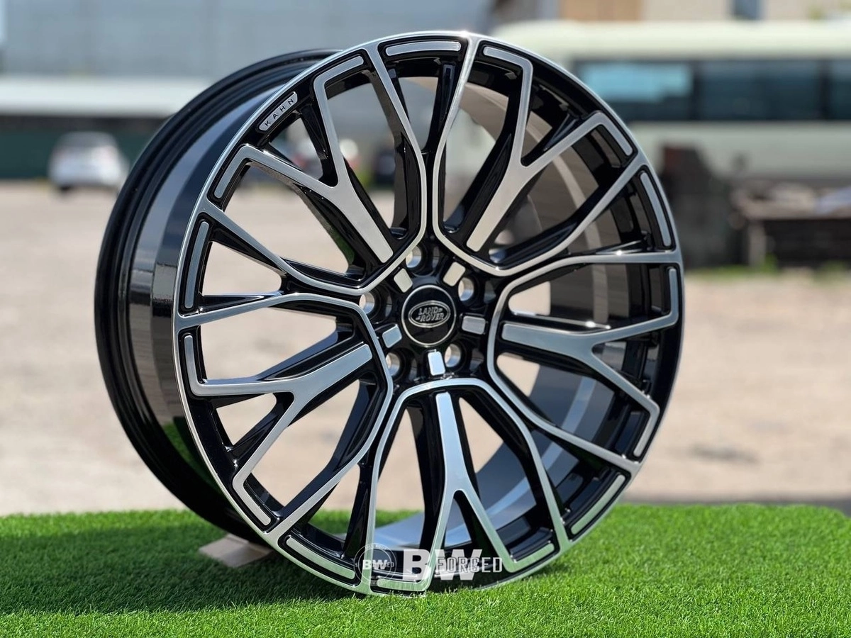 Range Rover 221221