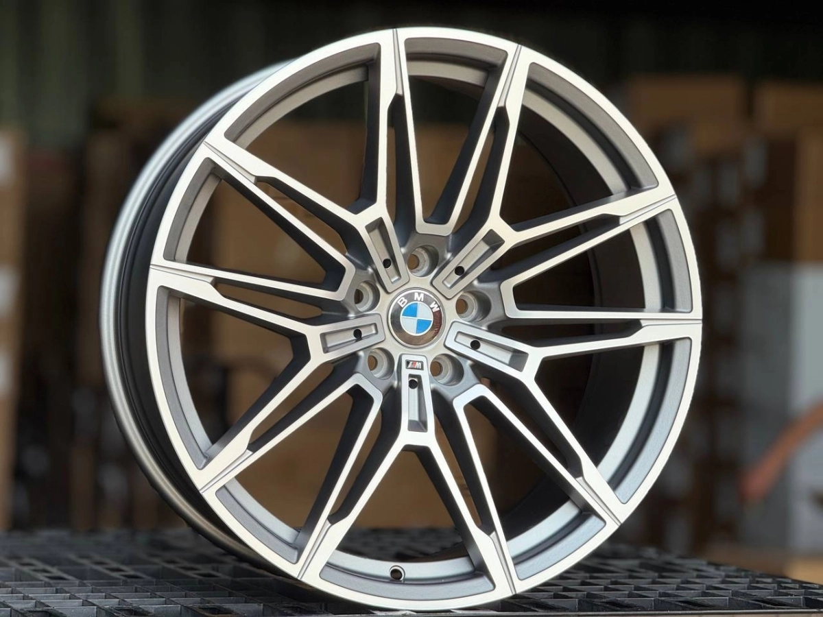 BMW 825M 0294
