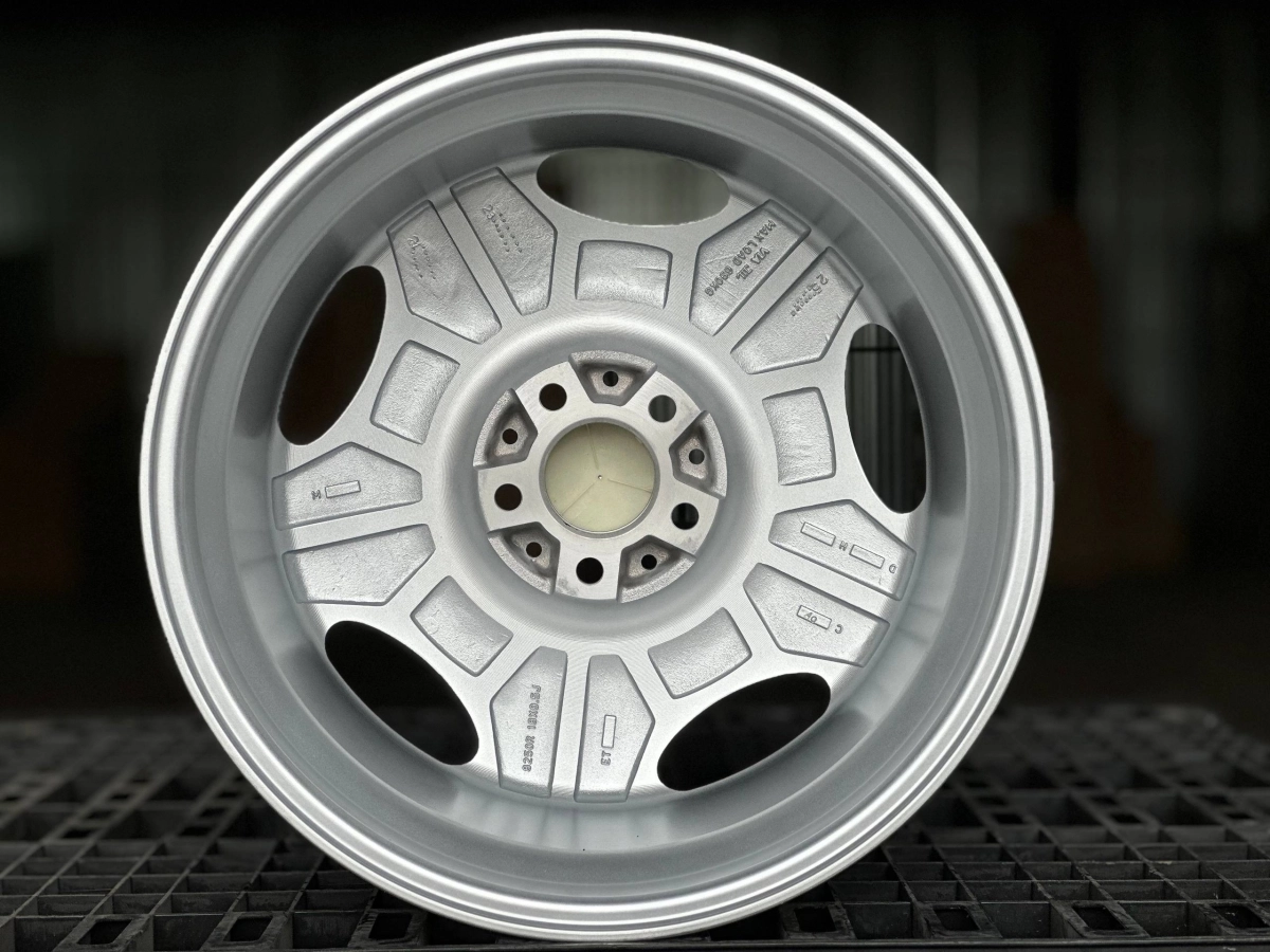 Mercedes Monoblock 8250F/R