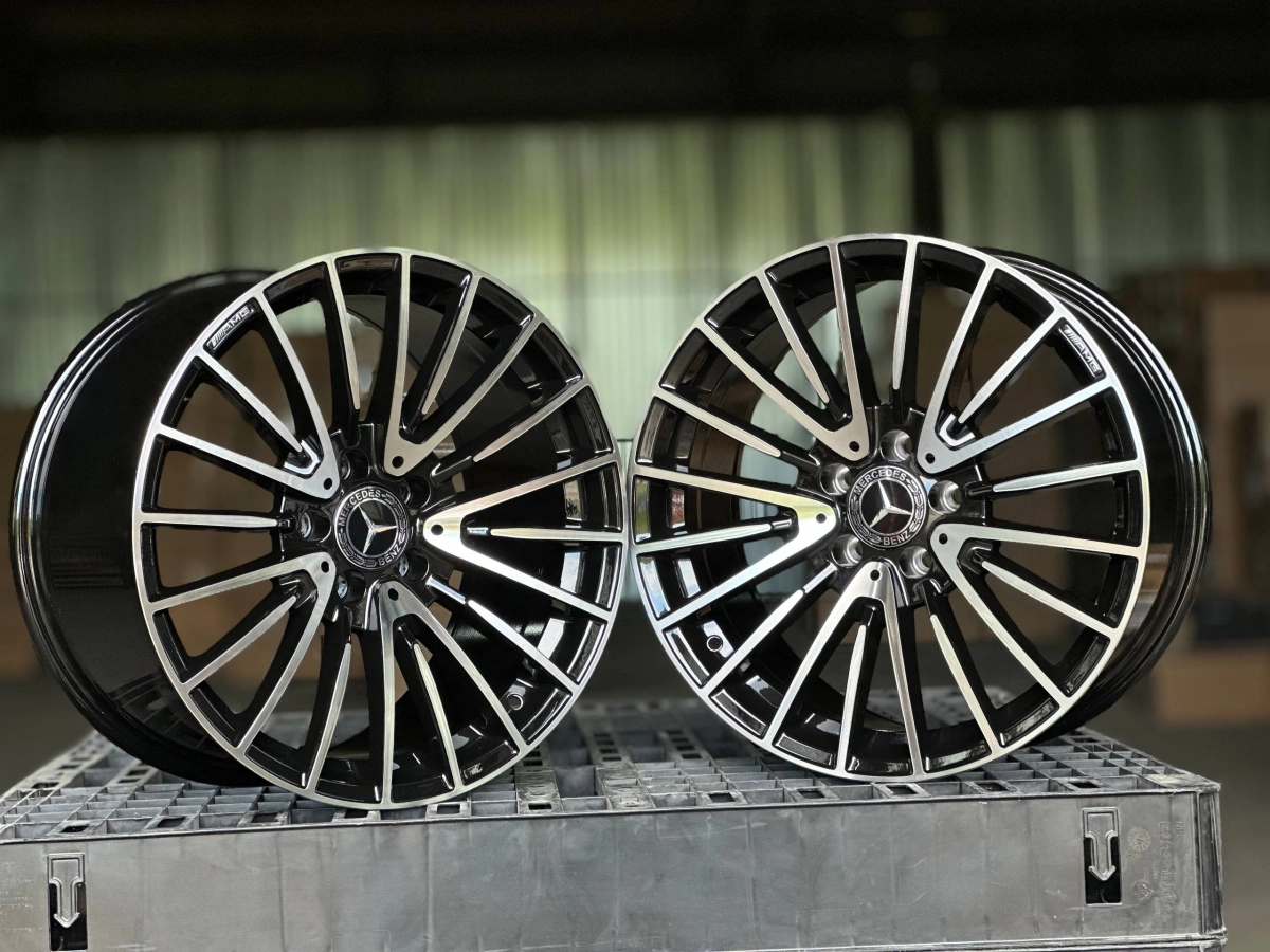 Mercedes AMG 8337 FlowForming разноширокие