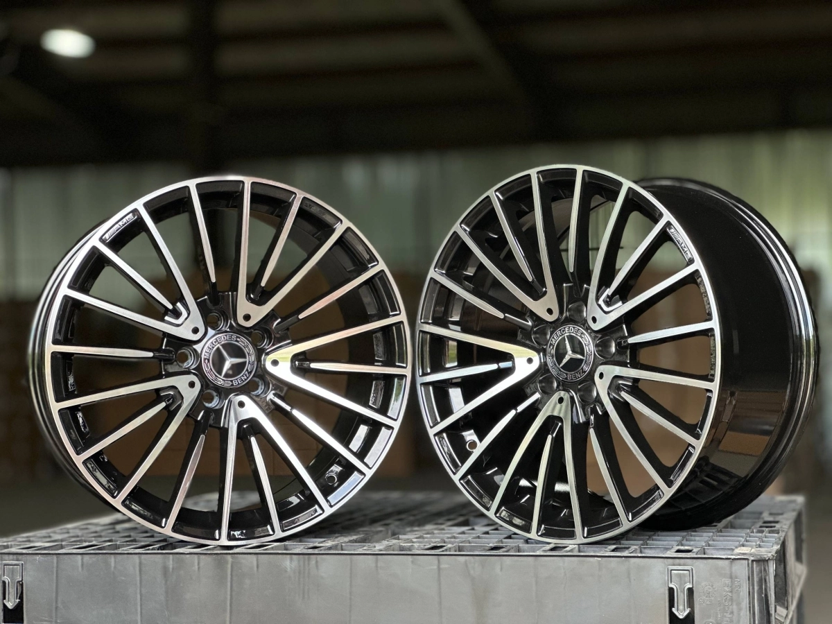 Mercedes AMG 8337 FlowForming разноширокие