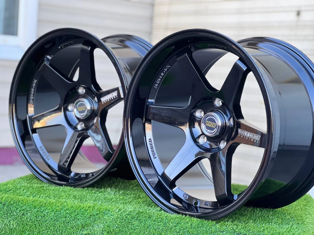 RAYS TE37 6047