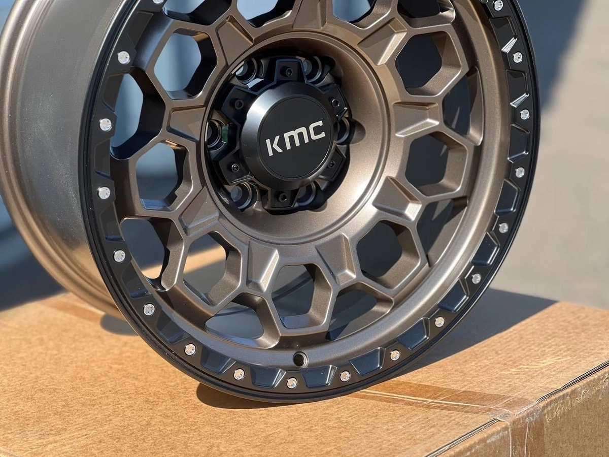 KMC RGW70579