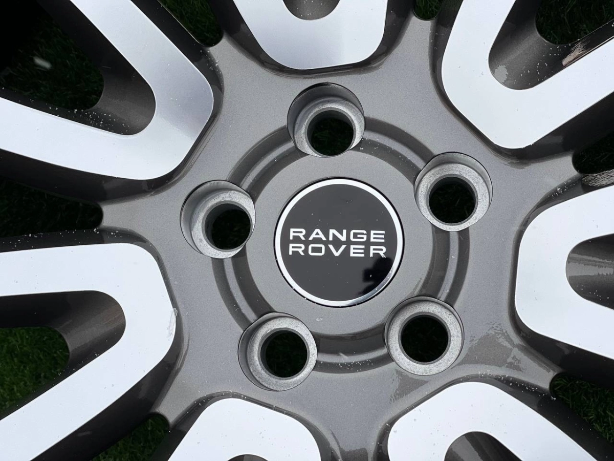 LAND ROVER 7056