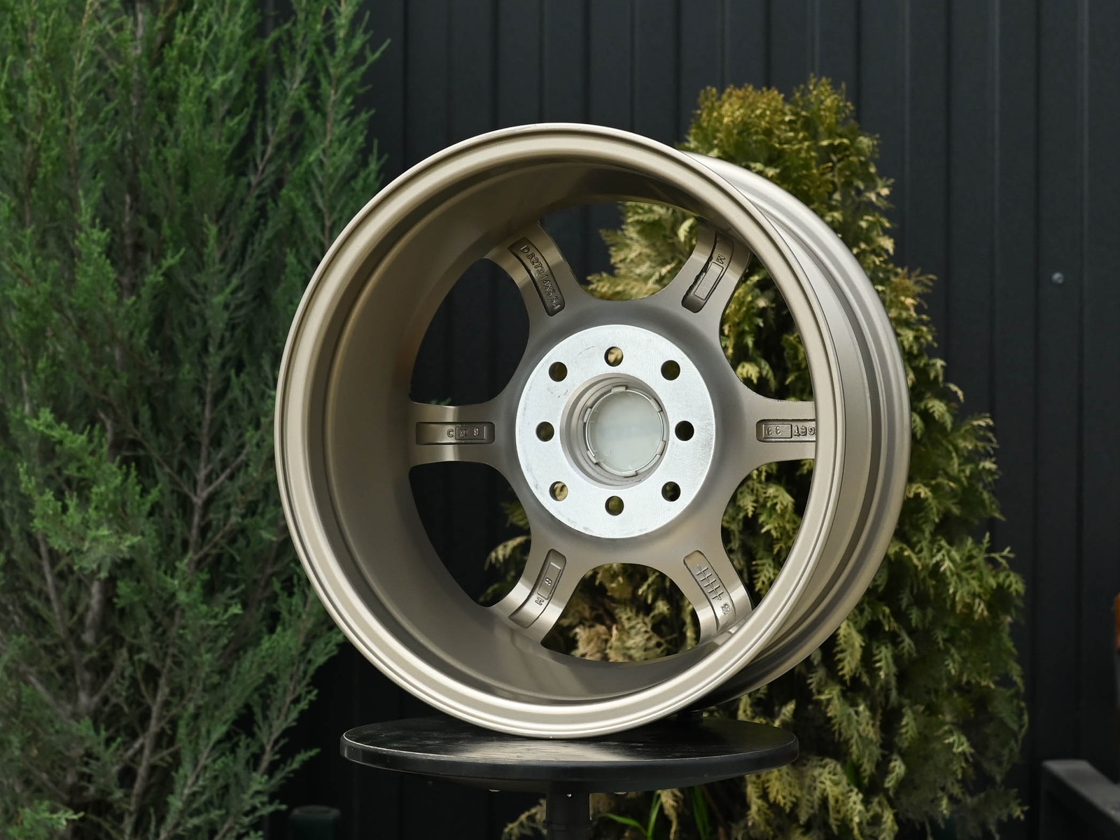 Литые диски Rays VOLK RACING TE37V