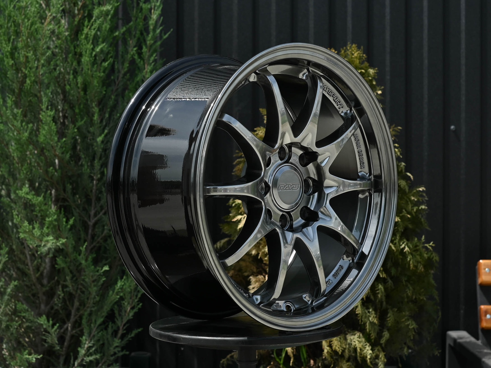 R15 Taigiro 1317 7.0J ET35 4*100/114.3 Темный хром