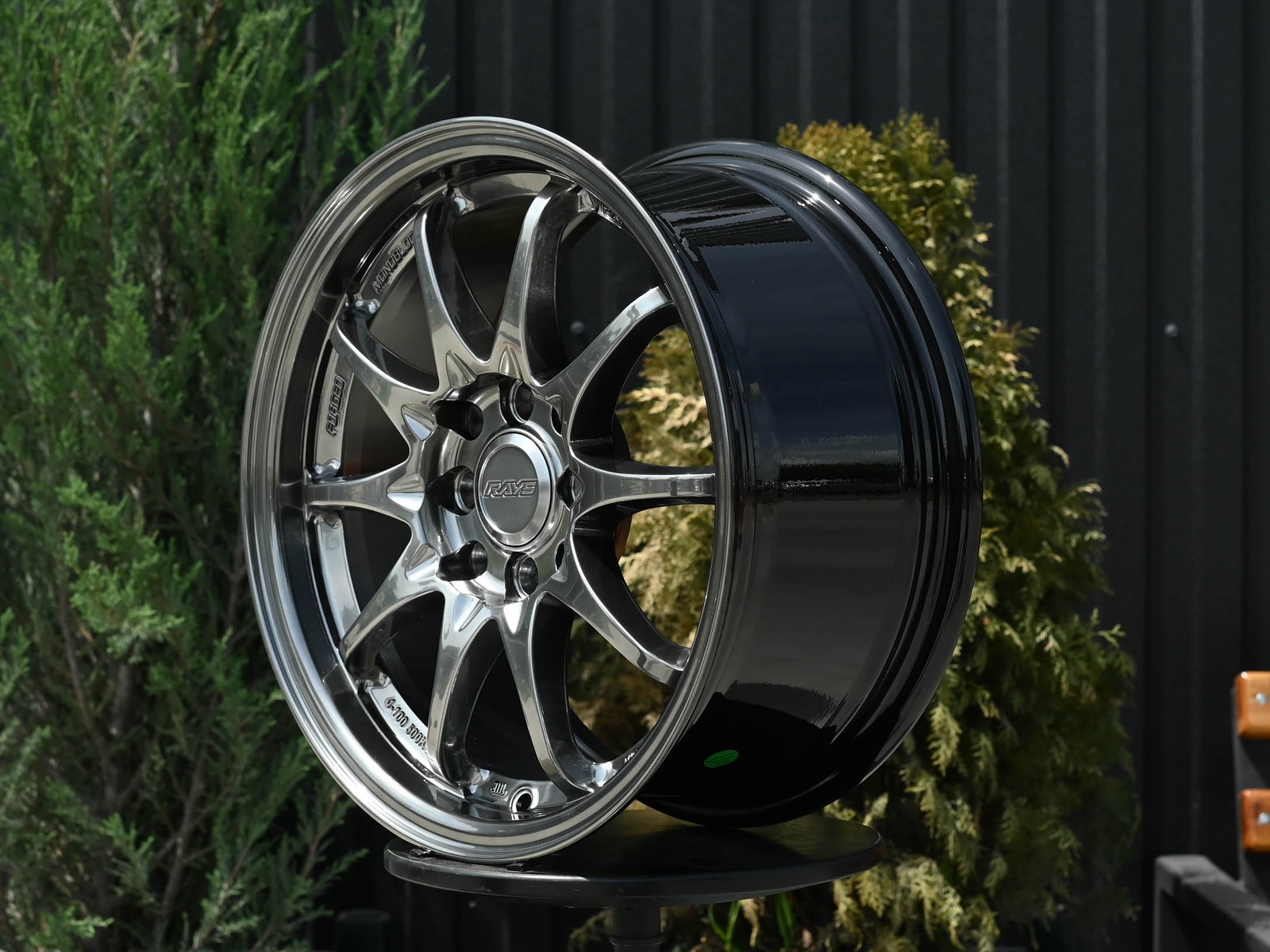 R15 Taigiro 1317 7.0J ET35 4*100/114.3 Темный хром