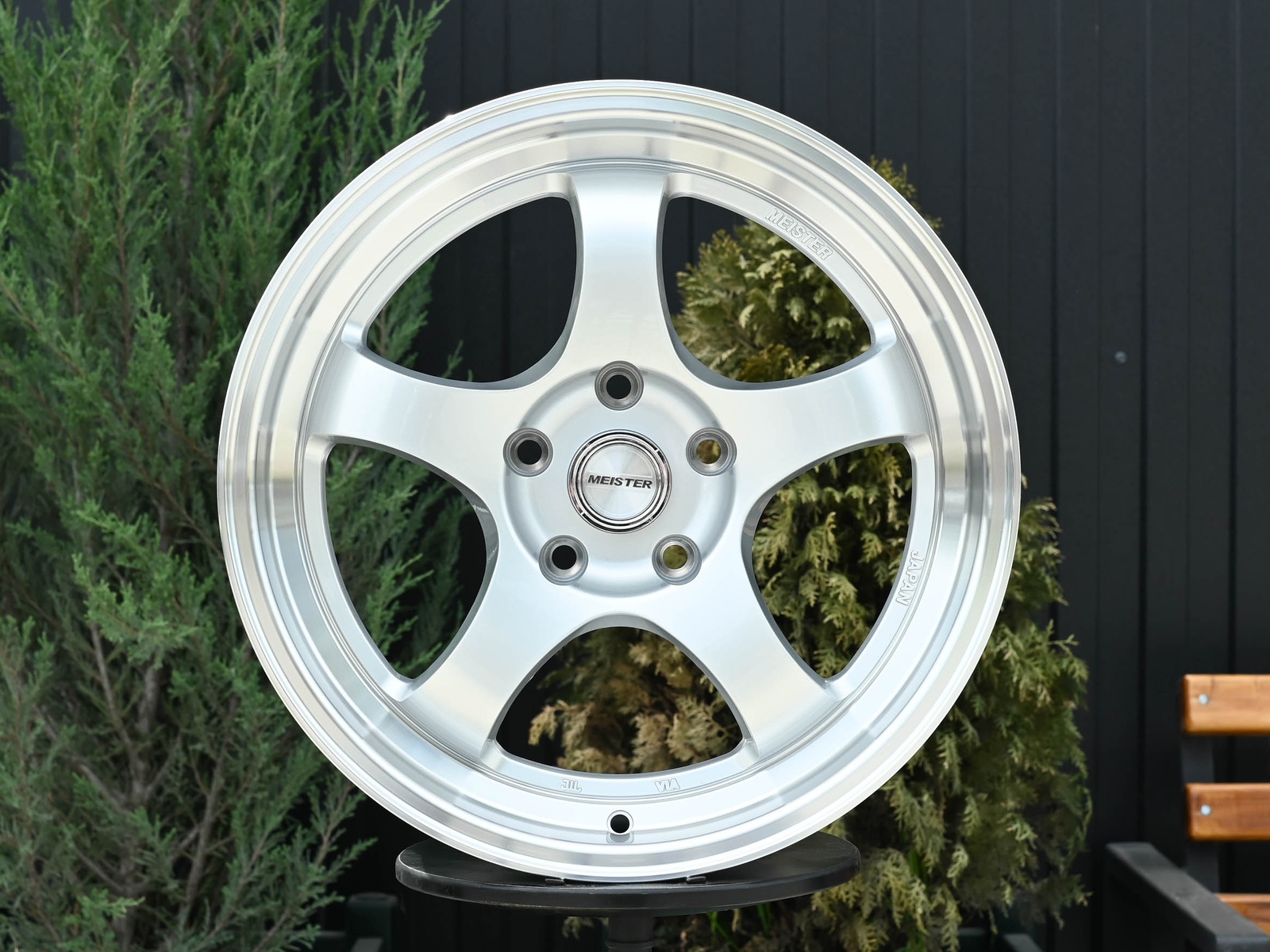 R17 Taigiro Meister 7.5J ET38 5*114.3 Серебро