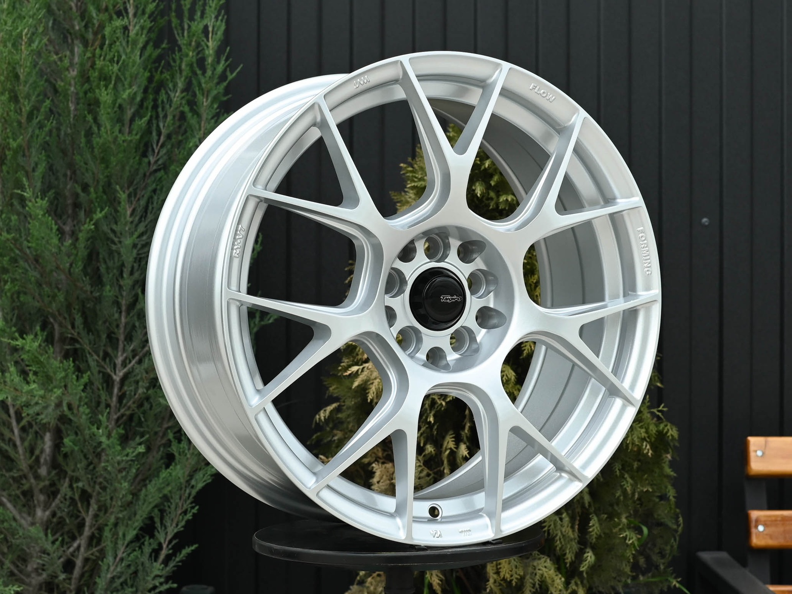 R17 Taigiro Spirit 7.5J ET40 5*100/114.3 Серебро
