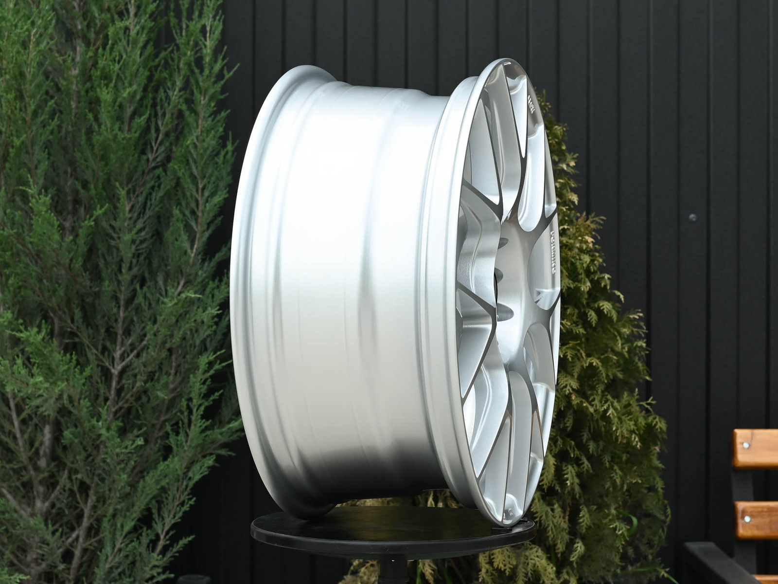 R17 Taigiro Spirit 7.5J ET40 5*100/114.3 Серебро