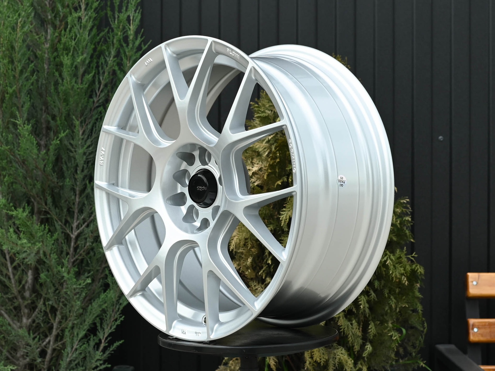 R17 Taigiro Spirit 7.5J ET40 5*100/114.3 Серебро