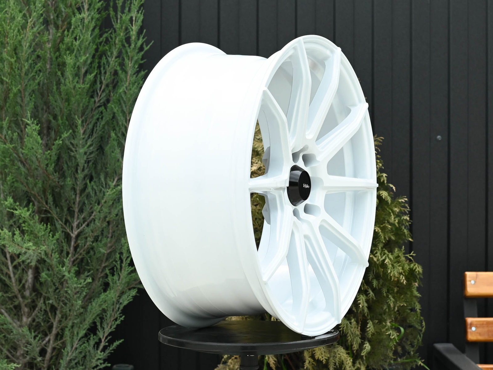 R17 Taigiro Spider 7.5J ET35 4*100/114.3 Белый