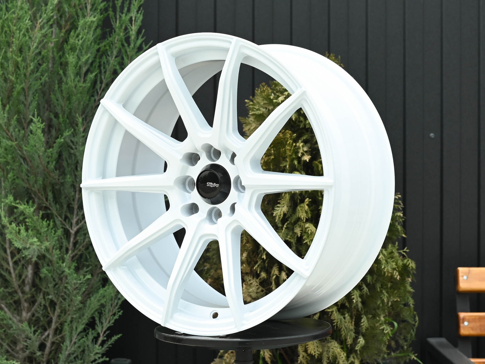 R17 Taigiro Spider 7.5J ET35 4*100/114.3 Белый