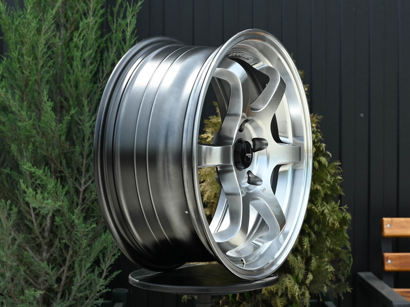 R17 Taigiro R6 7.5J ET38 5*100 Темный хром
