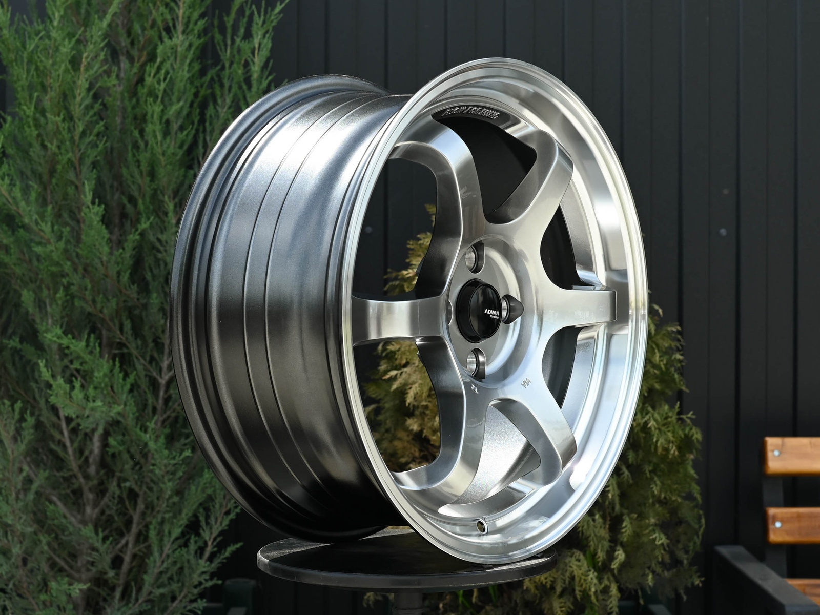 R17 Advan RG2 Стиль 7.5J ET38 4*100 Темный хром