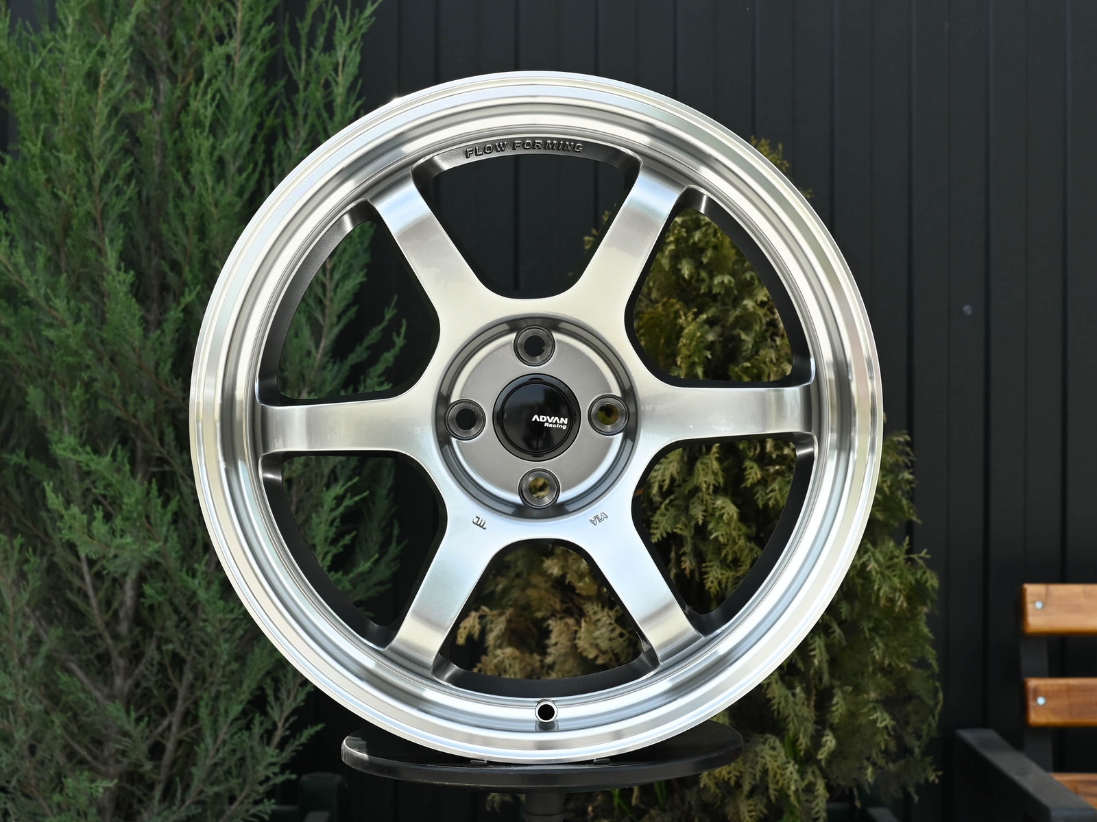 R17 Advan RG2 Стиль 7.5J ET38 4*100 Темный хром