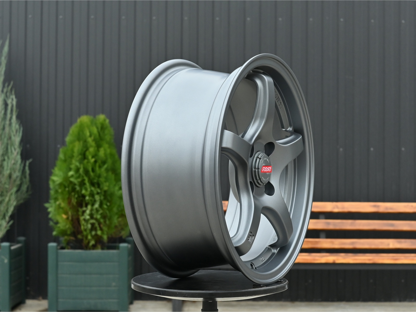 R16 Rays Gram 57CR Стиль 7.0J ET40 4*100 Графит
