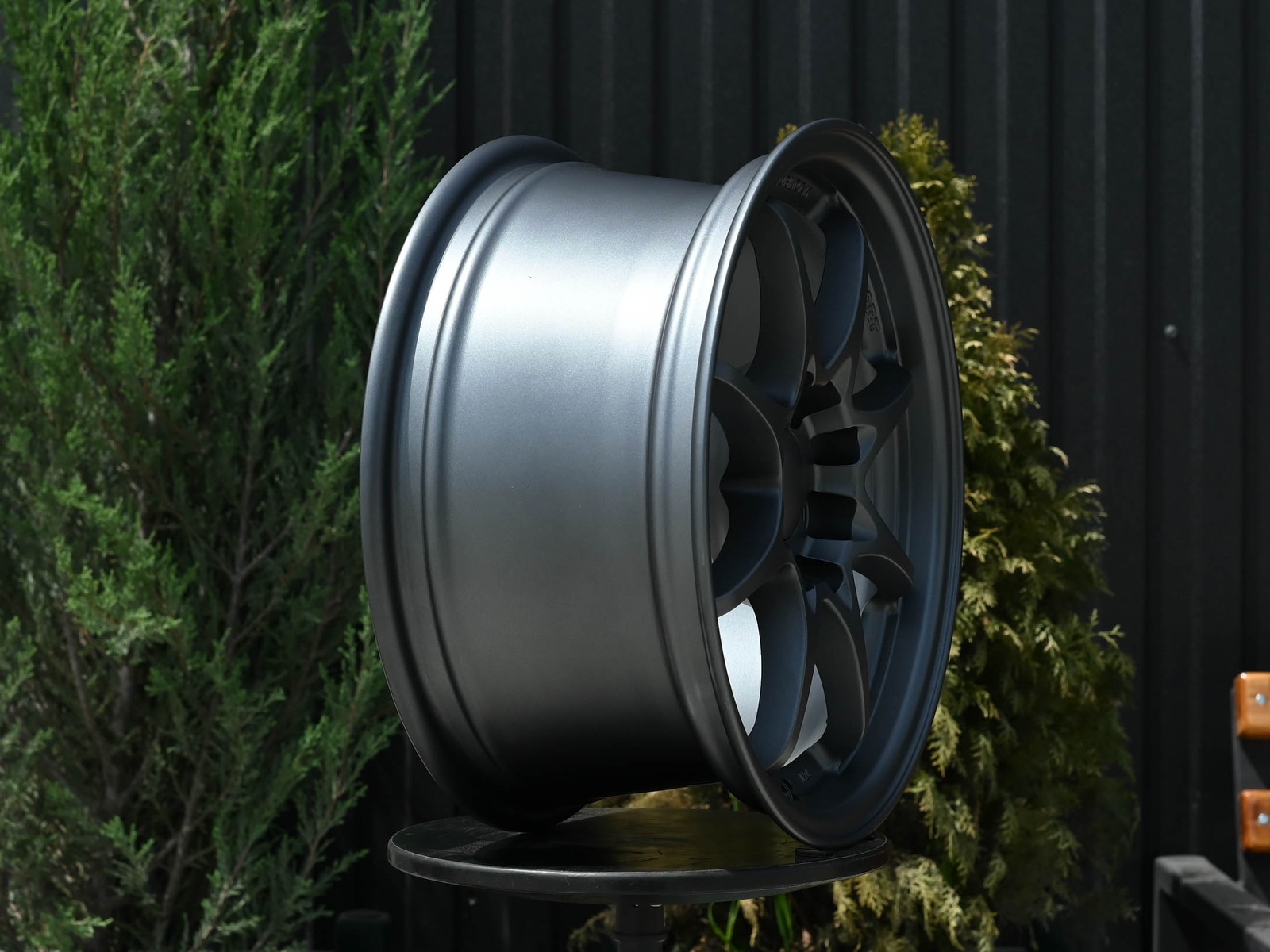 R15 Volk Racing CE28 Стиль 7.0J ET35 4*100/114.3 Графит