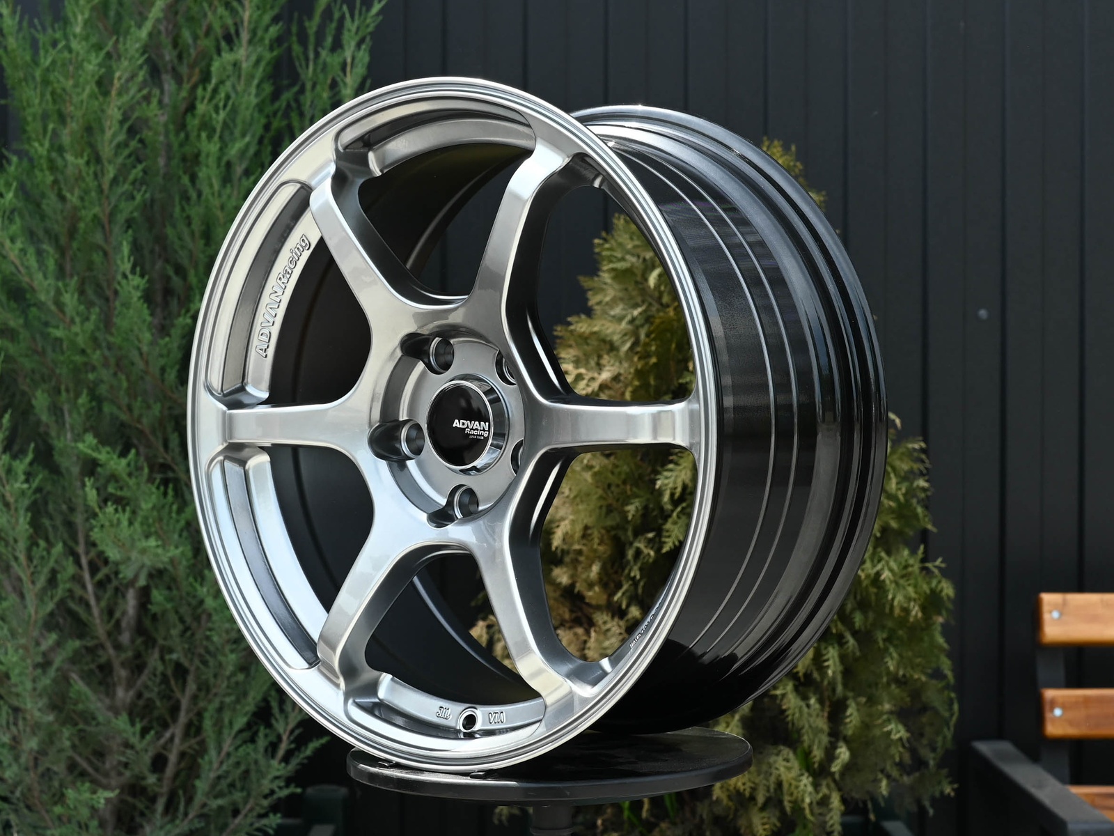 R17 Advan RG4 Стиль 7.5J ET38 5*114.3 Темный хром