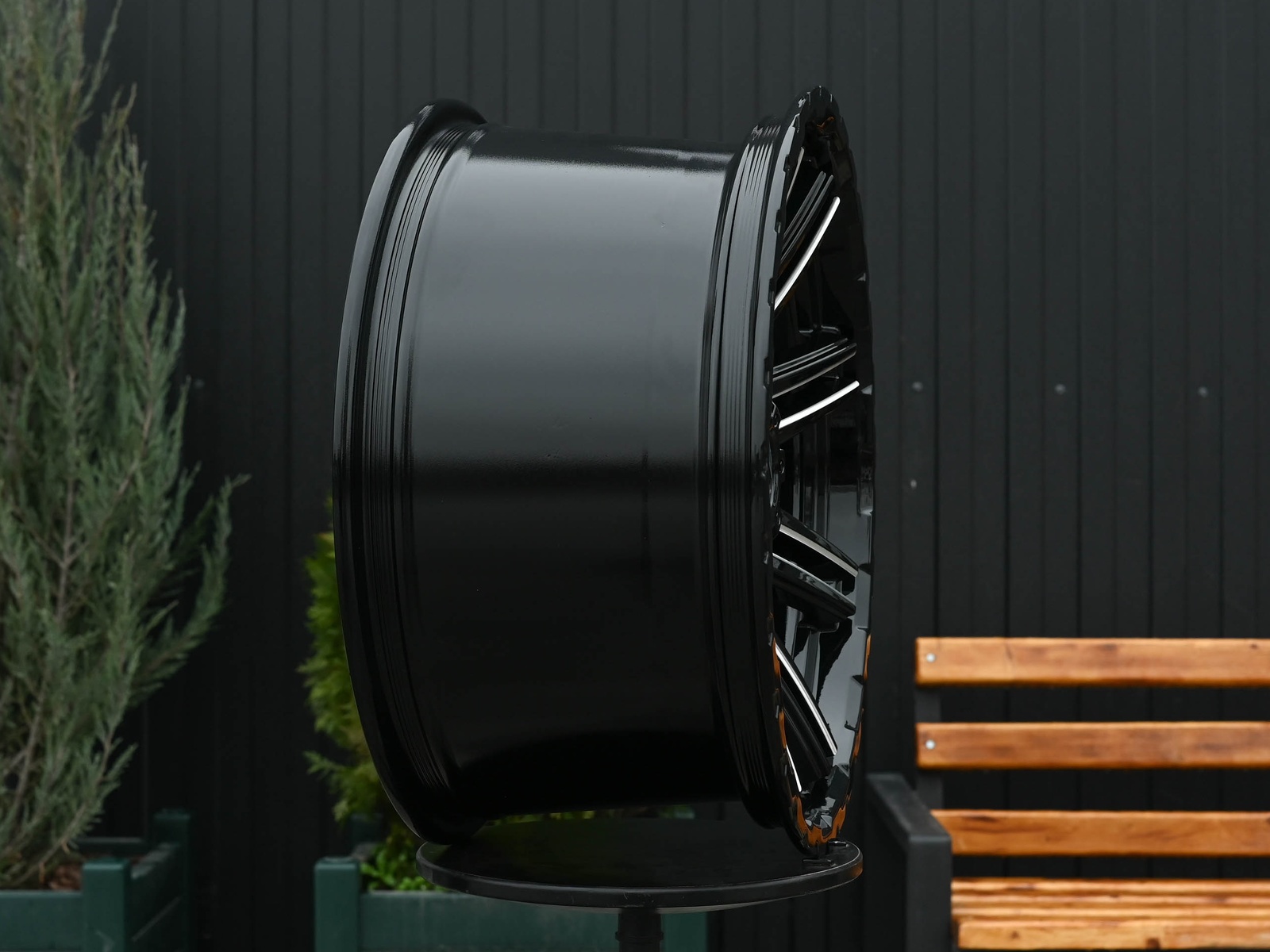 R18 Fuel FBX 5258 Стиль 9.0J ET0 6*139.7 Черный ФЗ
