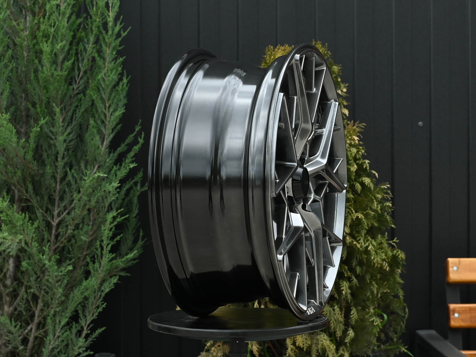 R16 HRE FF10 Стиль 6.5J ET38 4*114.3 Темный хром
