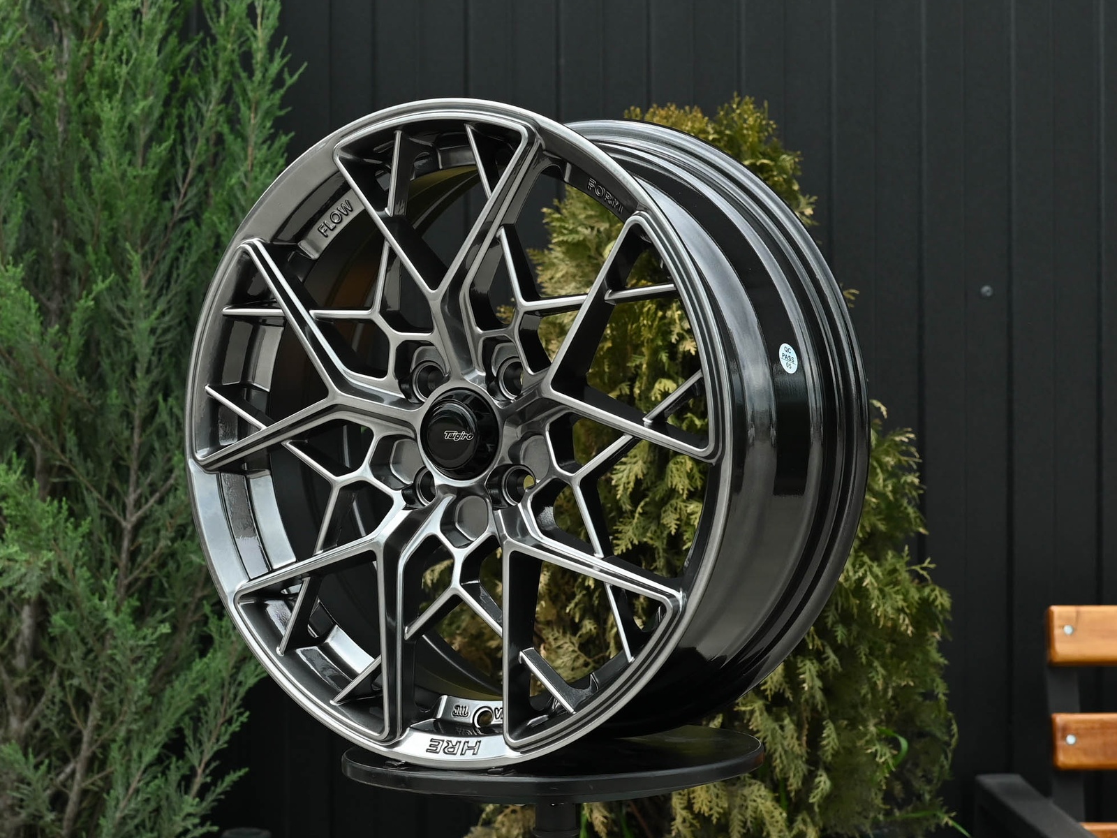 R16 HRE FF10 Стиль 6.5J ET38 4*114.3 Темный хром