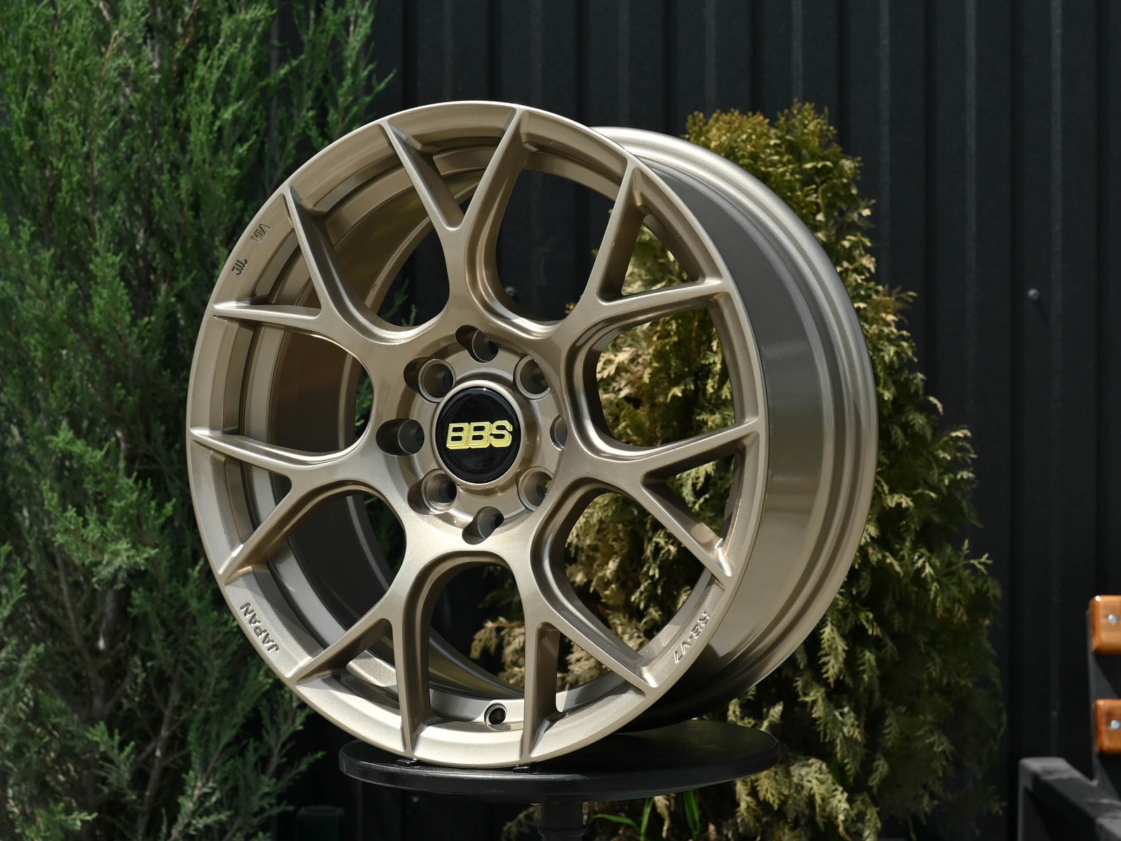 R15 BBS CH-R Стиль 6.5J ET38 4*100/114.3 Гянцевая Бронза
