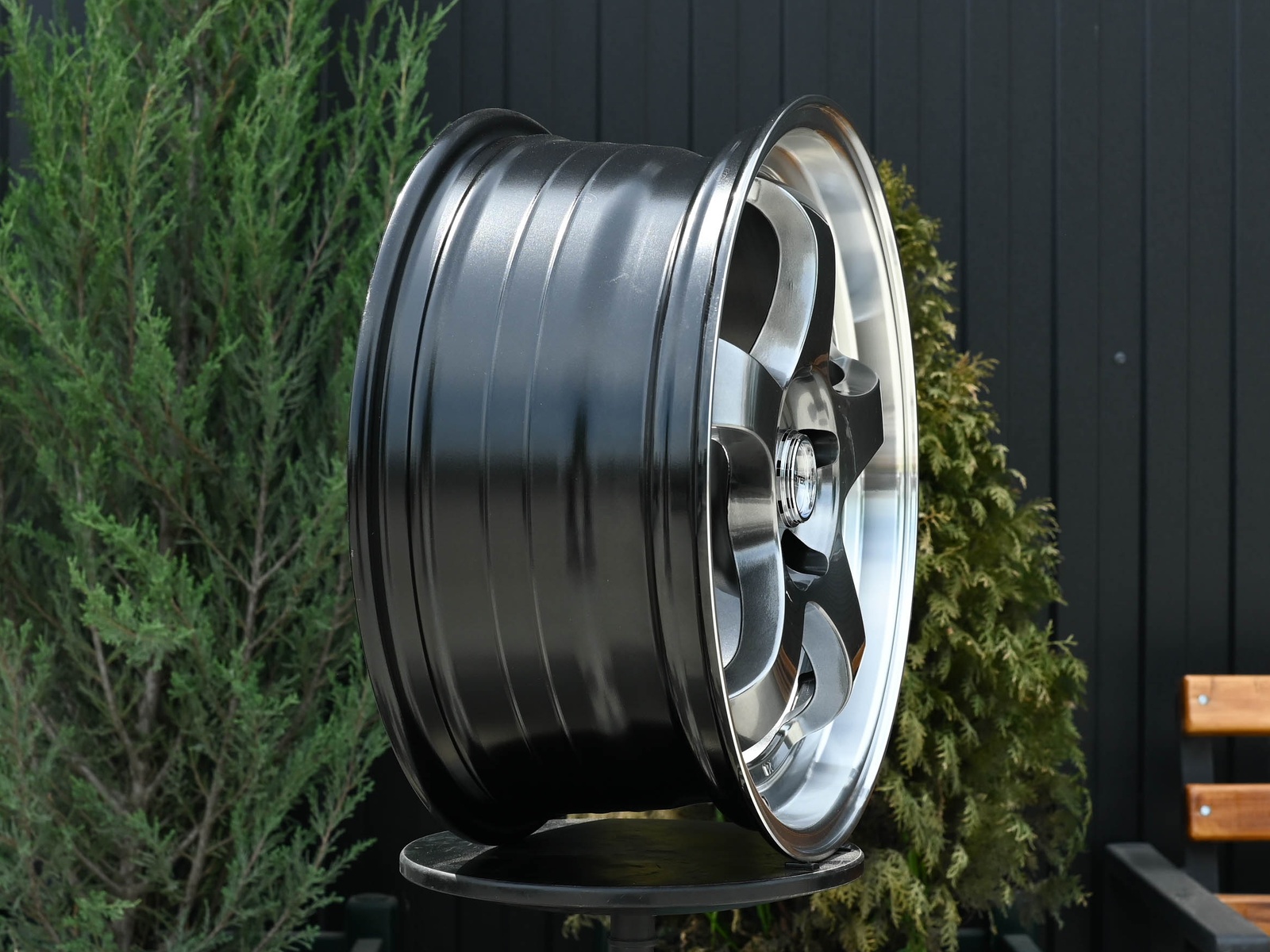 R17 Taigiro Meister 7.5J ET38 5*100 Темный хром