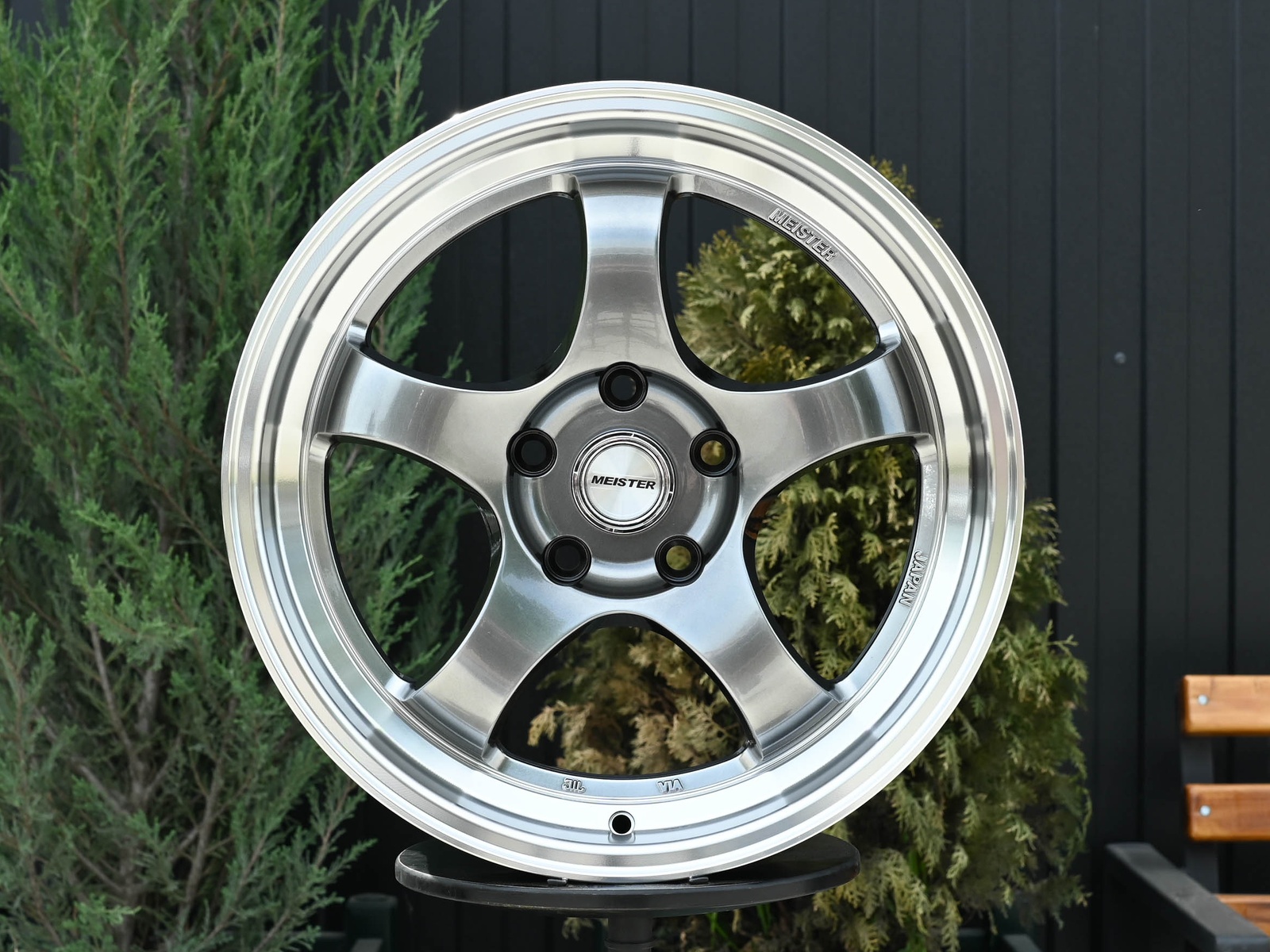 R17 Taigiro Meister 7.5J ET38 5*100 Темный хром