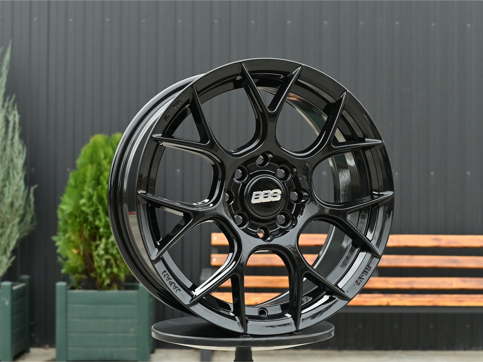 R15 BBS CH-R Стиль 6.5J ET38 4*100/114.3 Черный