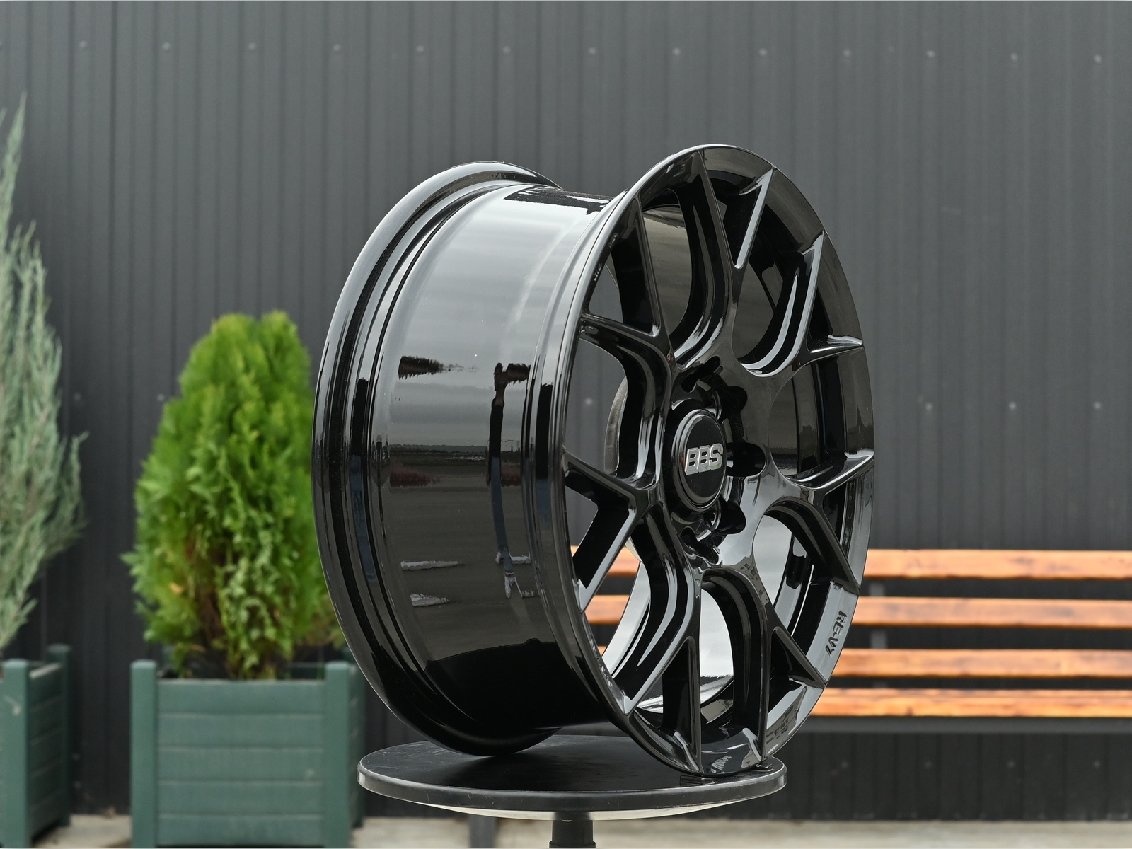R15 BBS CH-R Стиль 6.5J ET38 4*100/114.3 Черный
