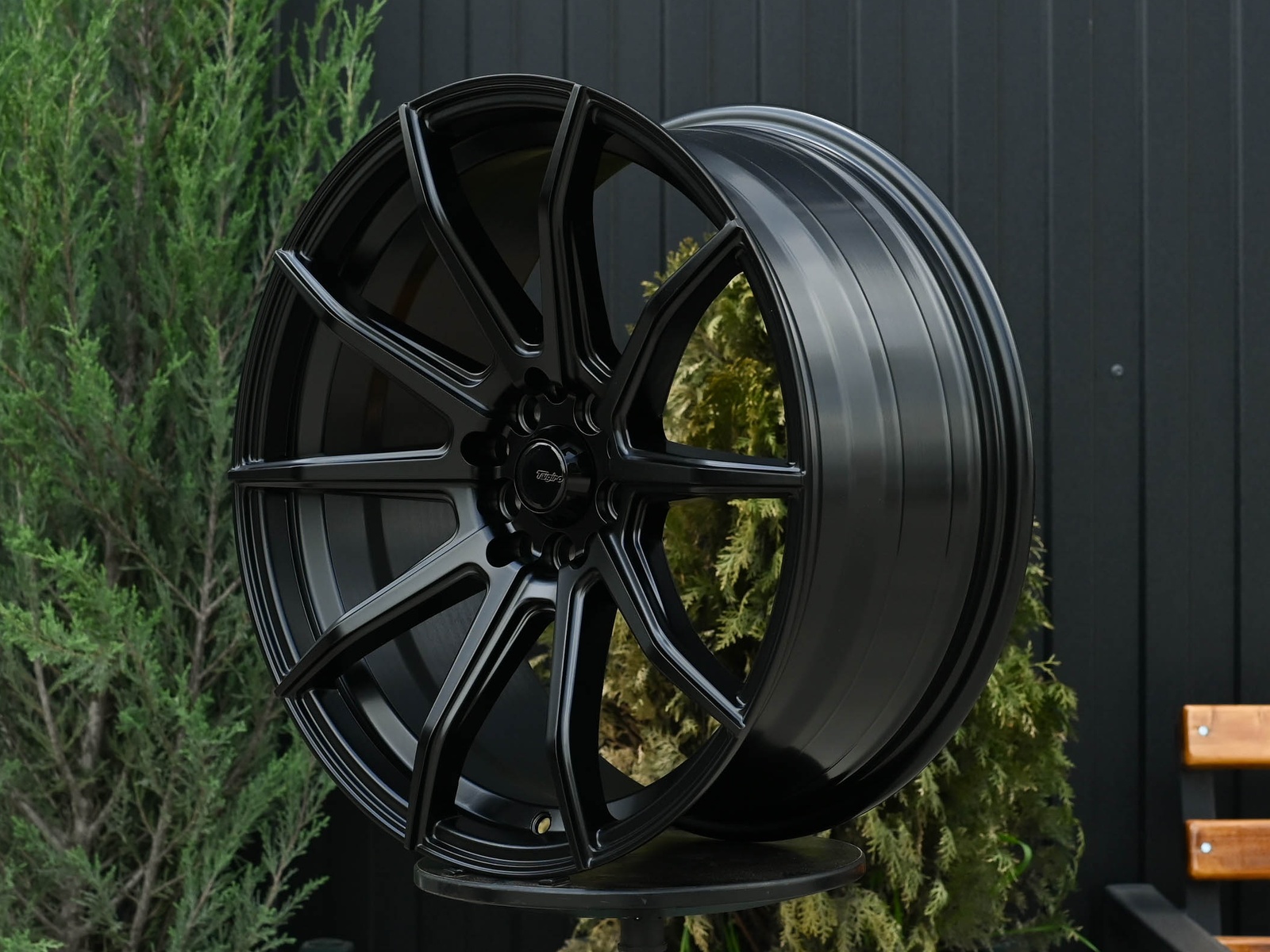R17 Taigiro Spider 7.5J ET40 5*100/114.3 Черный