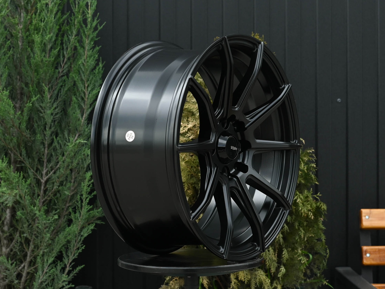 R16 Taigiro Spider 7.0J ET35 4*100/114.3 Черный