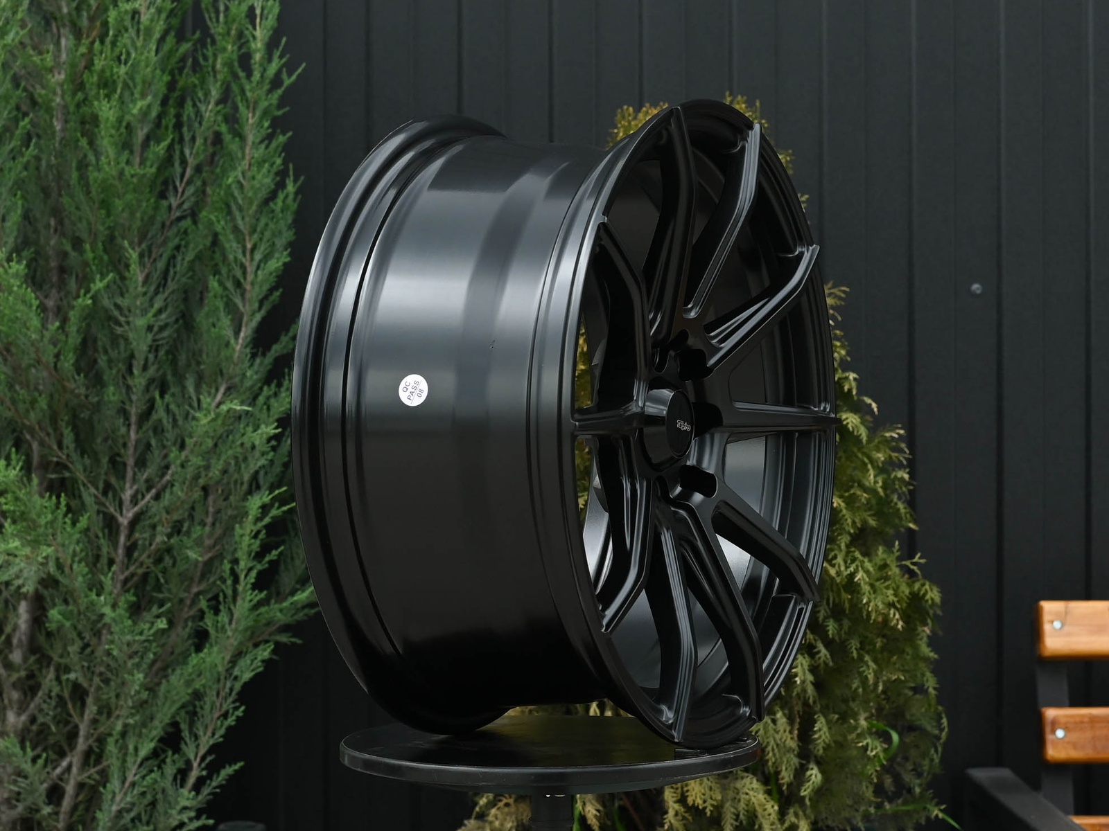 R16 Taigiro Spider 7.0J ET35 4*100/114.3 Черный