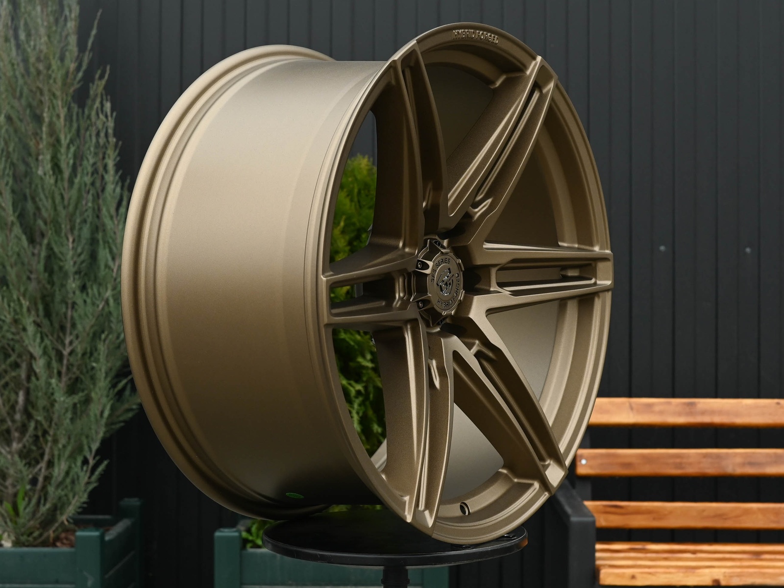R20 GT FORM GFS2 Стиль 9.5J ET20 6*139.7 Бронза