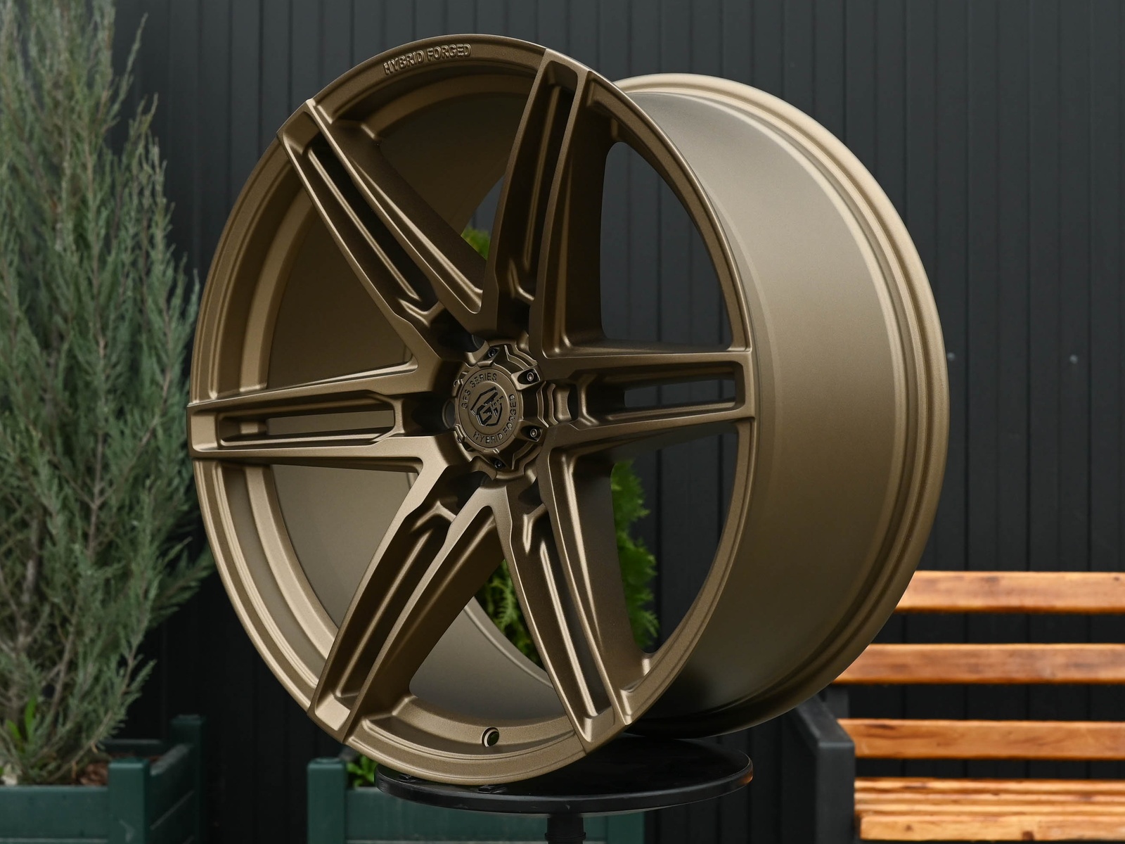 R20 GT FORM GFS2 Стиль 9.5J ET20 6*139.7 Бронза