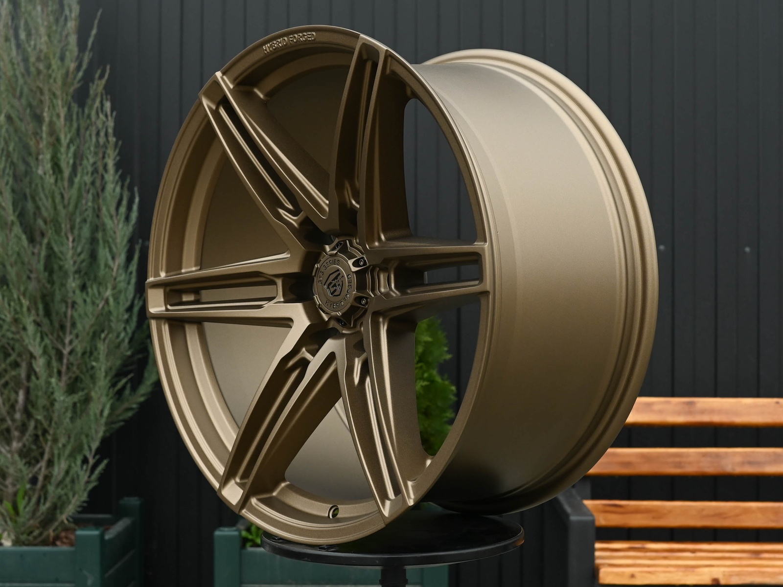 R20 GT FORM GFS2 Стиль 9.5J ET20 6*139.7 Бронза