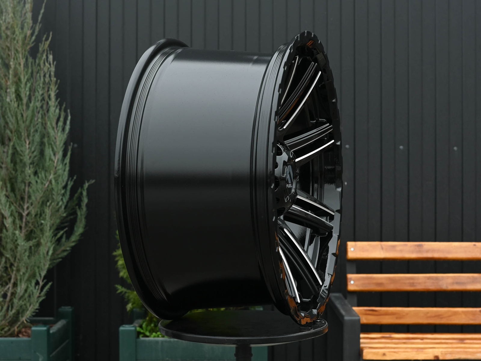 R18 Fuel FBX 5258 Стиль 9.0J ET-12 6*139.7 Черный ФЗ