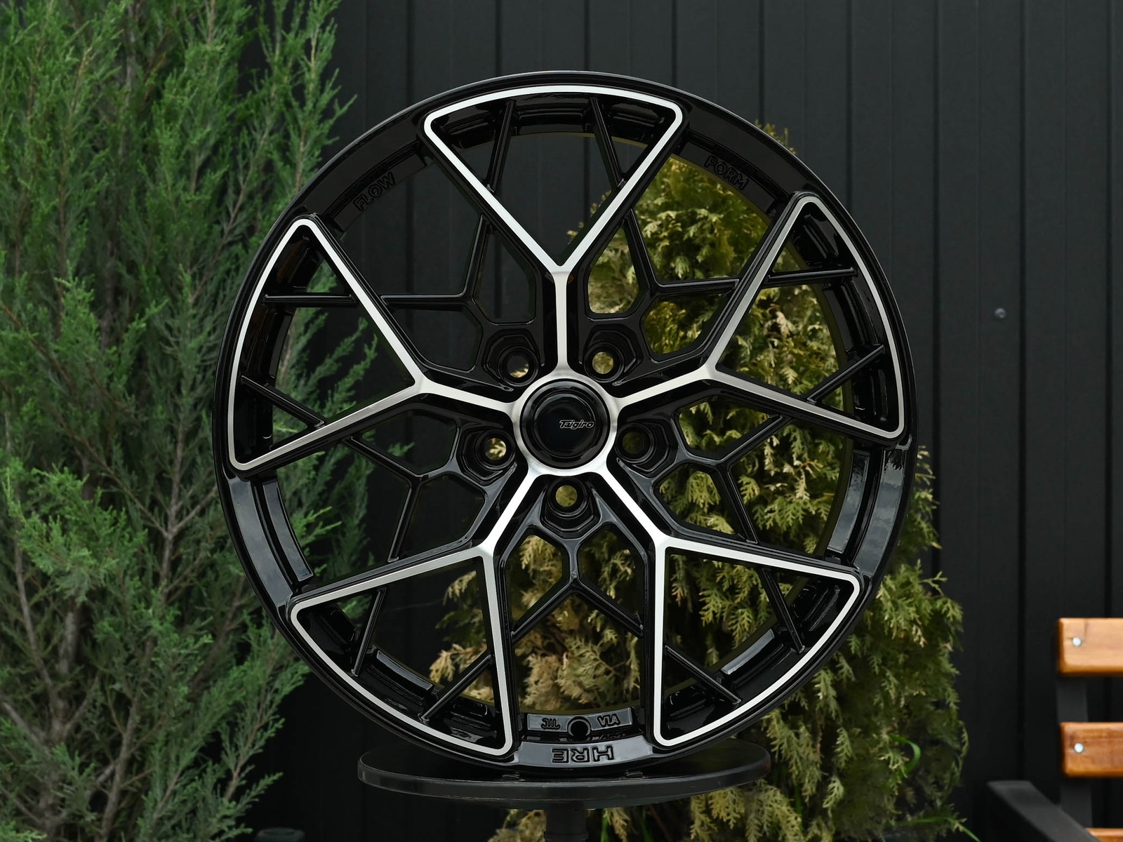 R17 HRE FF10 Стиль 7.5J ET38 5*114.3 Черный ФЗ