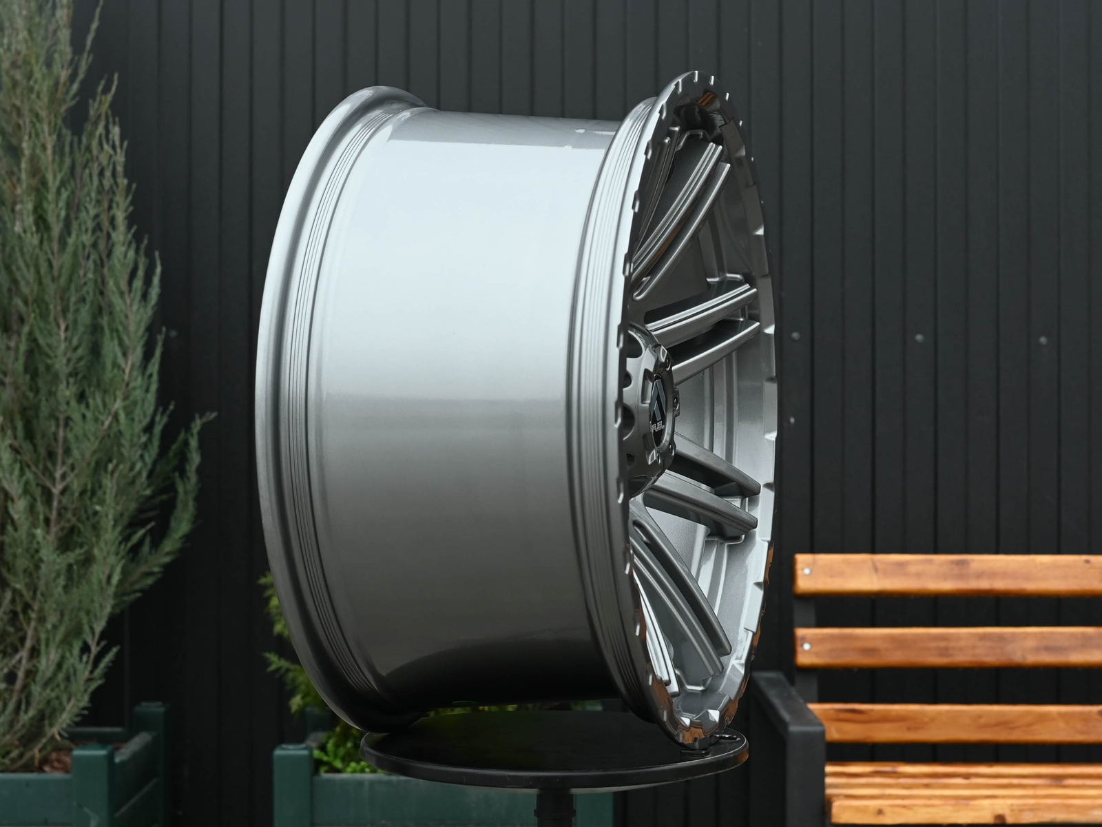 R18 Fuel FBX 5258 Стиль 9.0J ET0 6*139.7 Графит