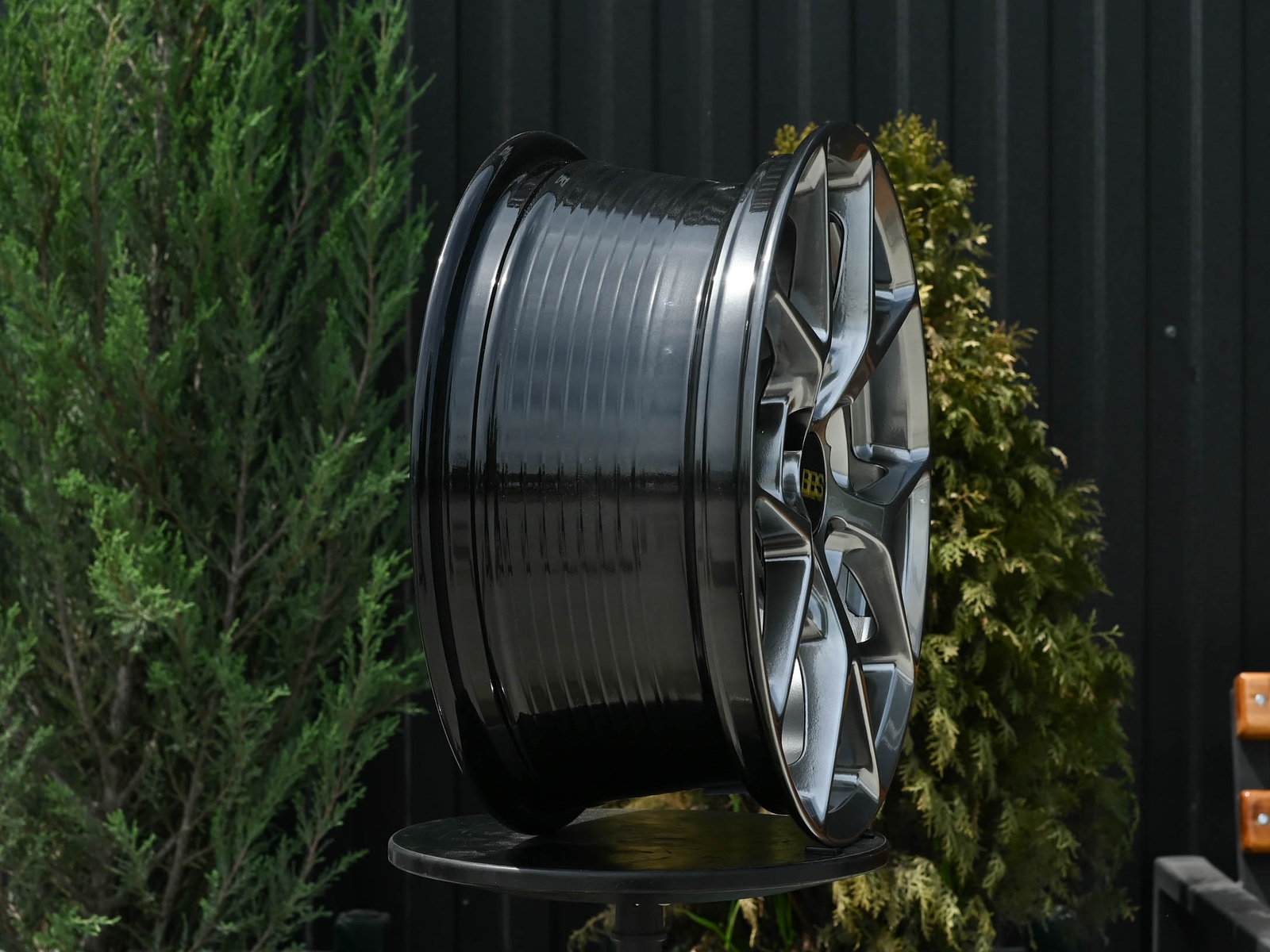 R15 BBS CI-R Стиль 6.5J ET35 4*100 Темный хром